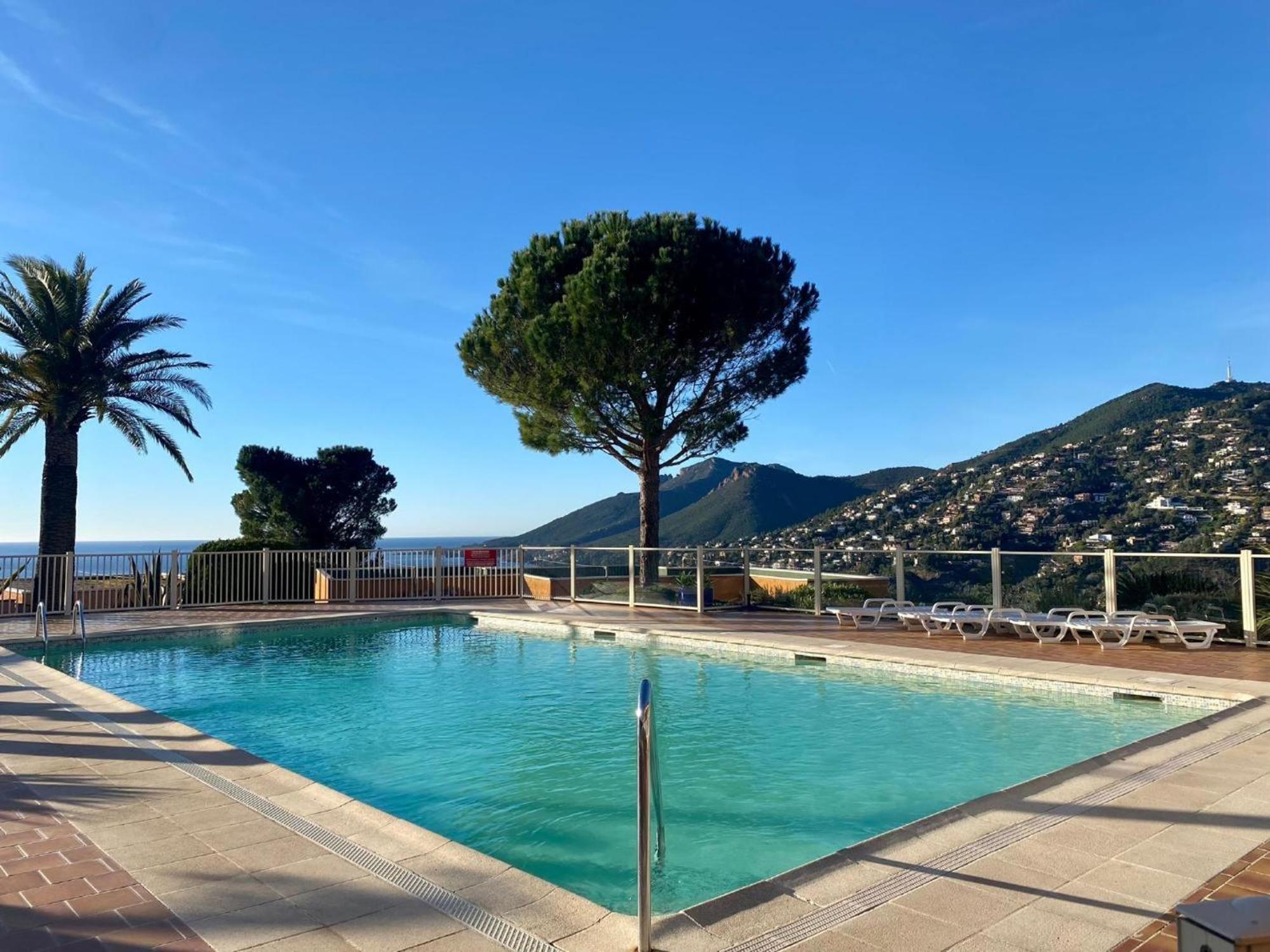 Vue Mer Et Jardin Théoule-sur-Mer Exterior foto